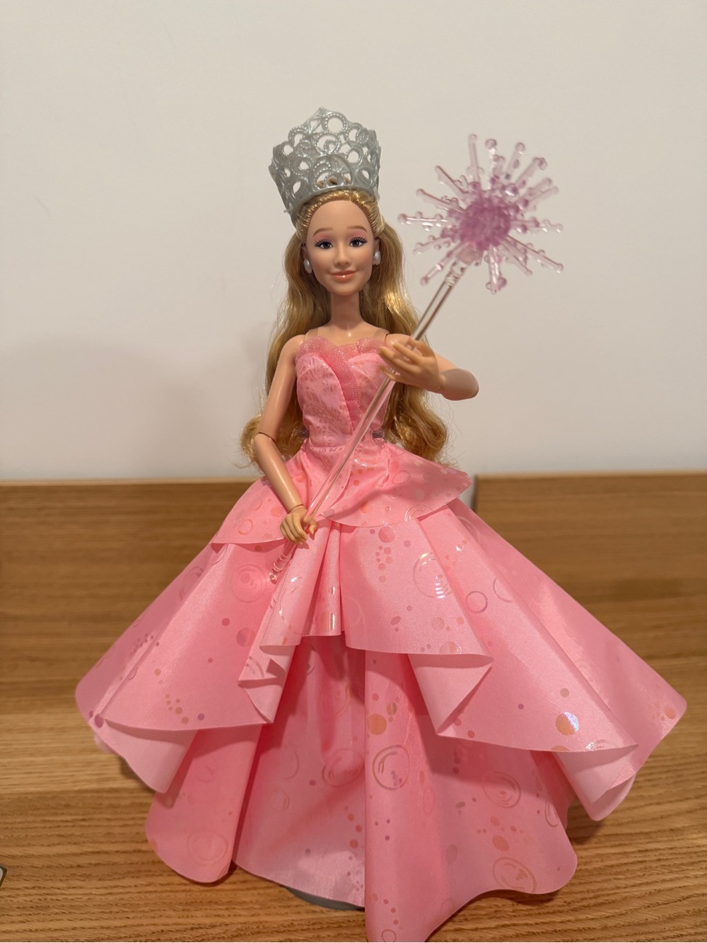 Deluxe Glinda - Wicked Barbie